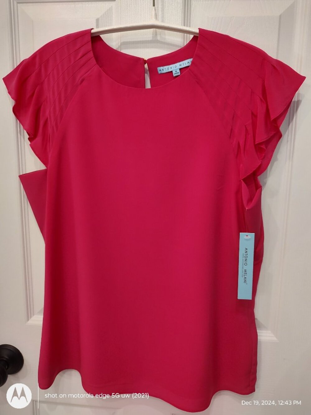 ANTONIO MELANI 100% SILK BLOUSE FLUTTER SLEEVES TUCKING DETAIL MAGENTA PINK SZ S